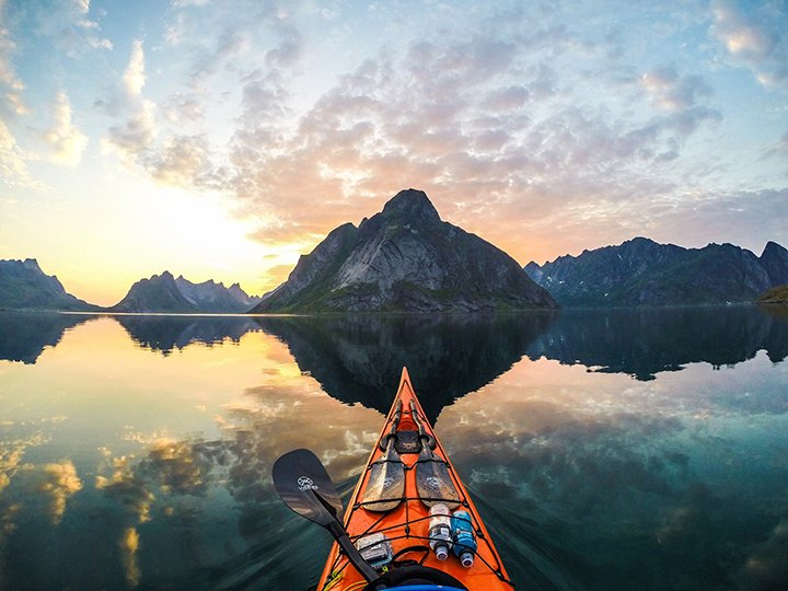 kayaking-solo